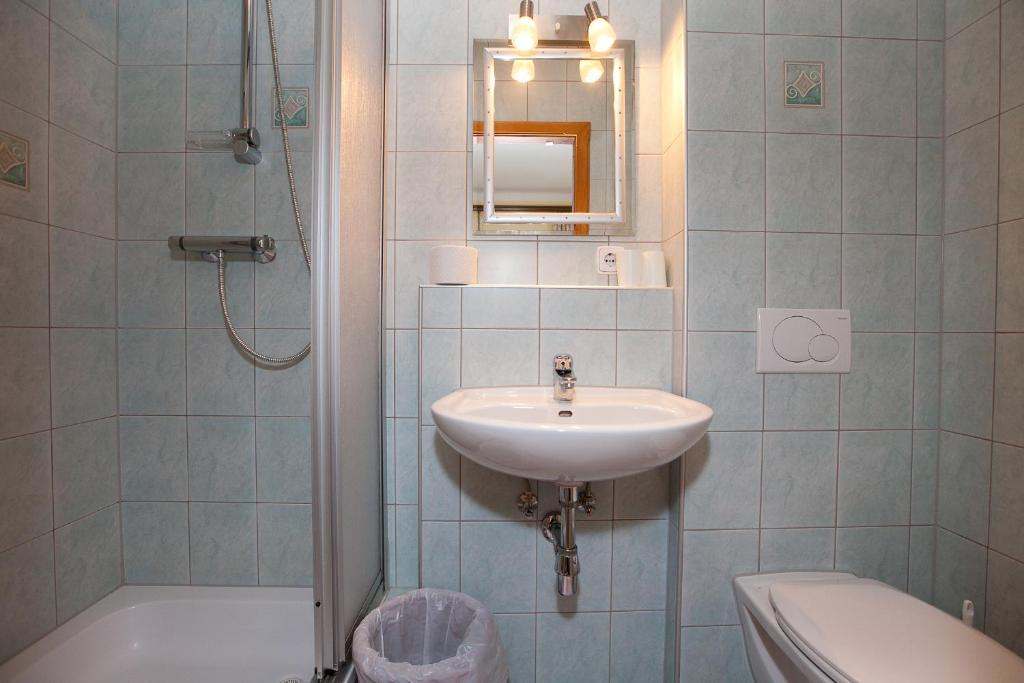 Gasthof - Pension Oedsteinblick Johnsbach Номер фото